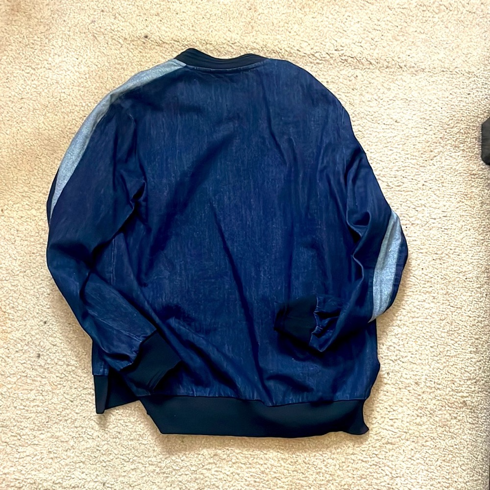 Lightweight denim jacket. - Picture 2 of 3
